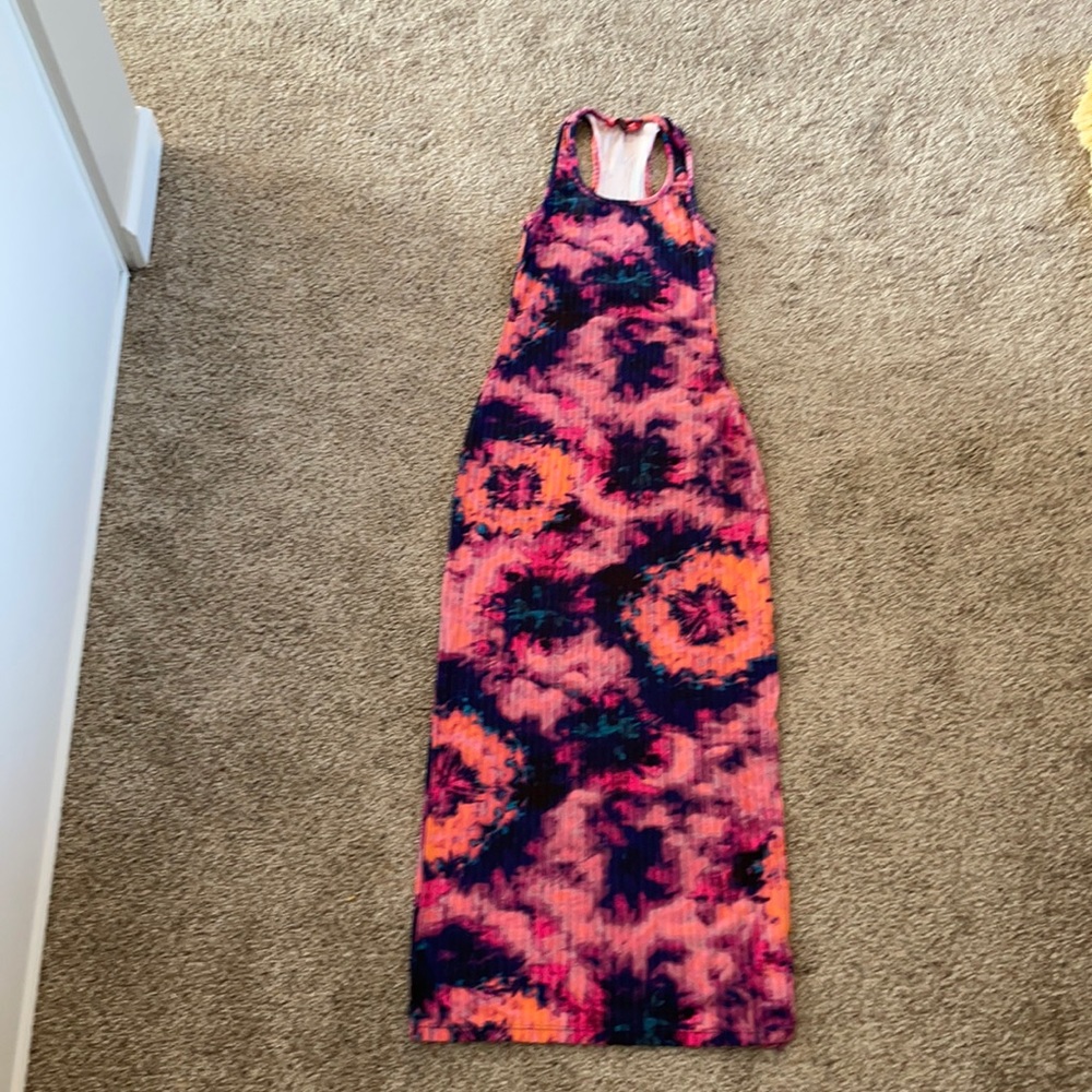 • HOT KISS Maxi Dress Barbie dress
